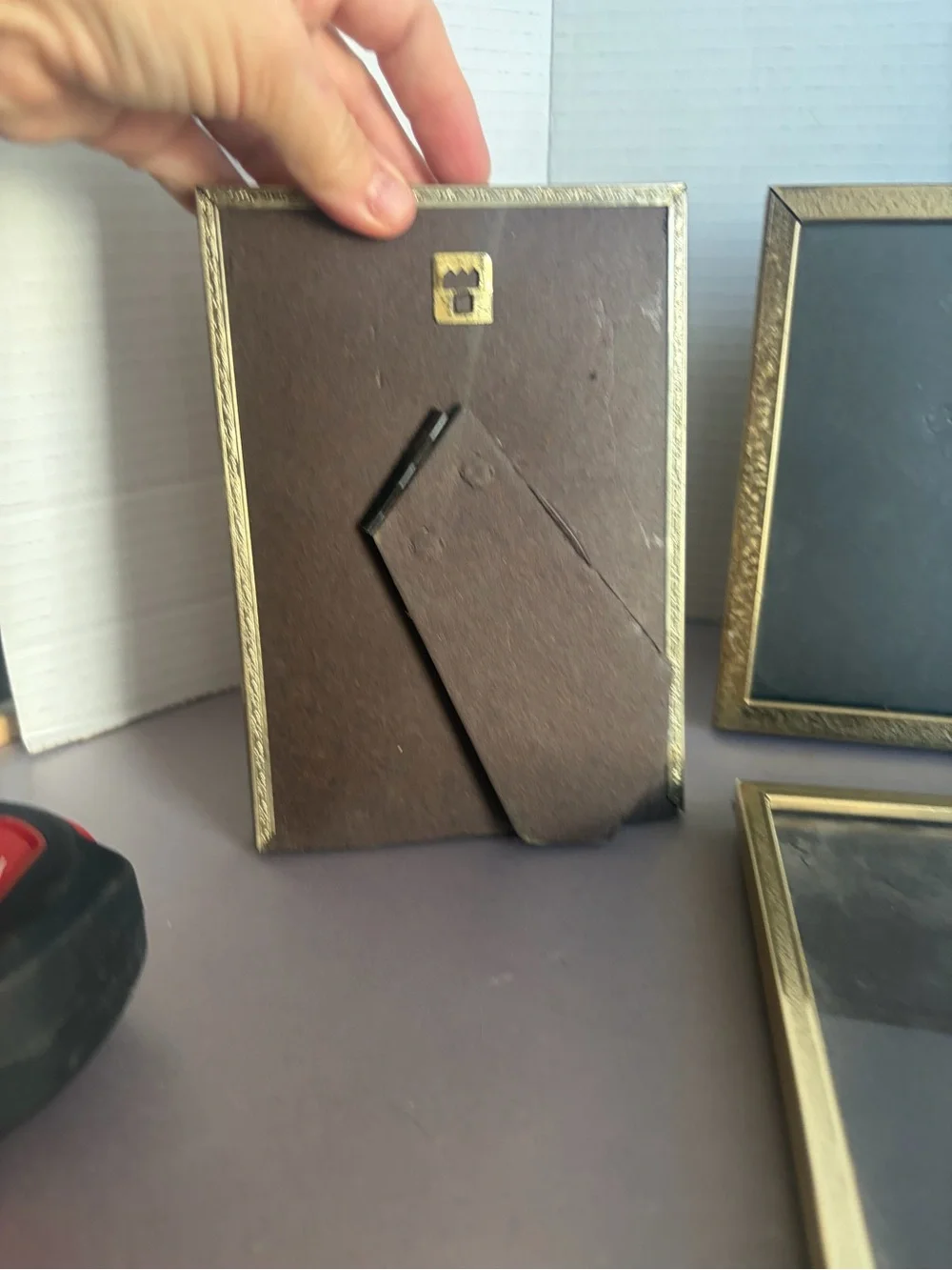 Vintage-Style Gold Photo Frame - Classic Home Accent